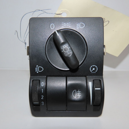 Interrupteur commande de phares occasion OPEL TIGRA II Phase 1 09-2004->... 1.4i 90ch 9138124