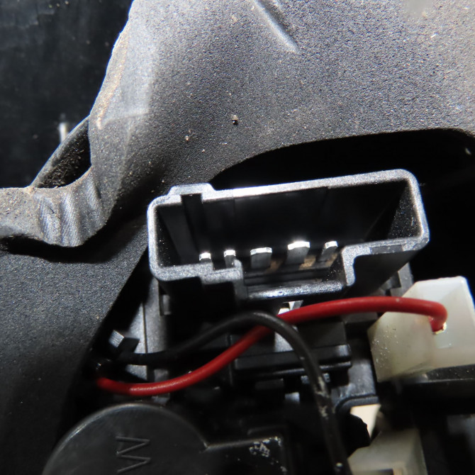 Feu arrière gauche occasion CITROEN DS4 Phase 1 01-2011->03-2016 1.6 e-HDi 110ch 6350KT 3