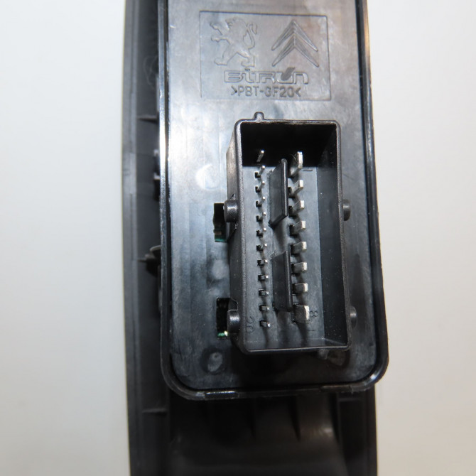 Commande lève-glace porte avant gauche occasion CITROEN DS4 Phase 1 01-2011->03-2016 1.6 e-HDi 110ch 6490SR 3