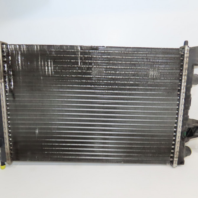 Radiateur occasion OPEL TIGRA II Phase 1 09-2004->... 1.4i 90ch 95513834 1