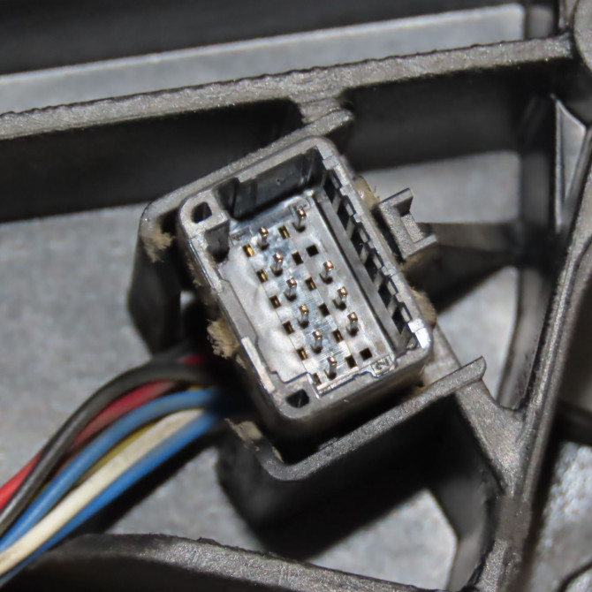 Retroviseur exterieur electrique gauche occasion RENAULT MEGANE III Phase 2 01-2012->06-2014 1.6 DCI 130ch 963020181R 4