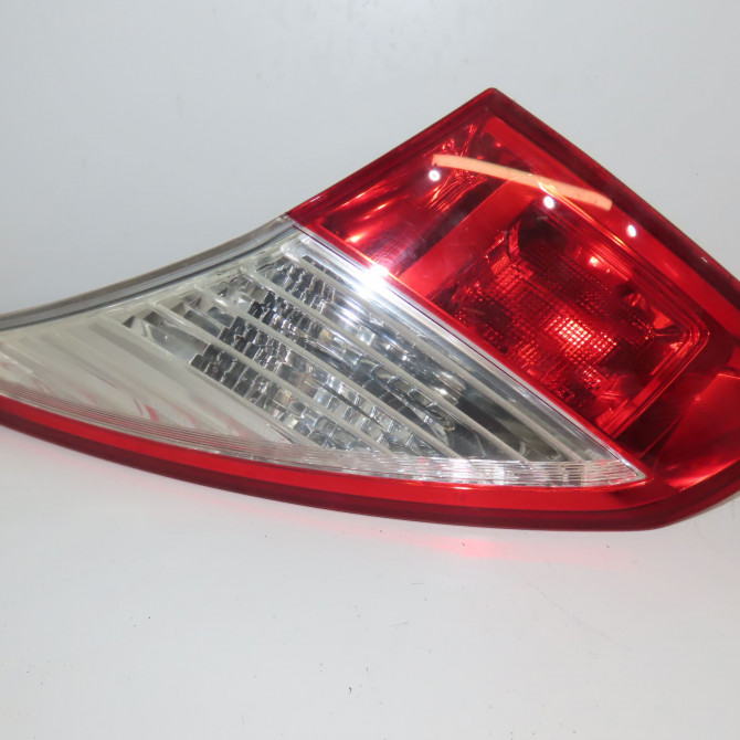 Feu arrière intérieur droit occasion RENAULT MEGANE III Phase 2 01-2012->06-2014 1.6 DCI 130ch 265500009R 1