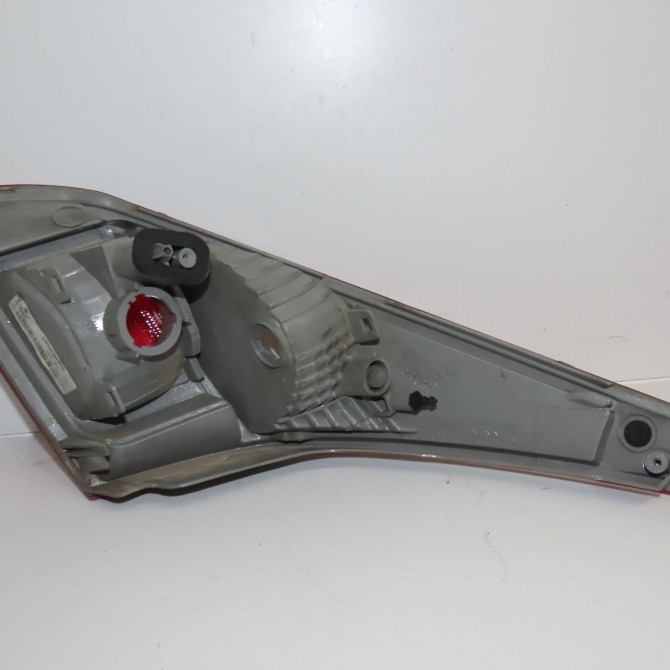 Feu arrière interieur gauche occasion RENAULT MEGANE III Phase 2 01-2012->06-2014 1.6 DCI 130ch 265550009R 2