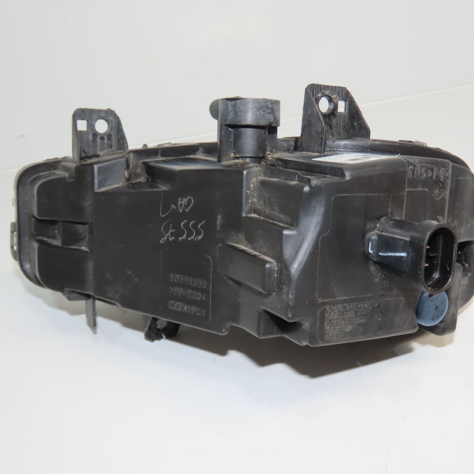 Phare antibrouillard avant droit occasion LAND ROVER RANGE ROVER EVOQUE phase 1 06-2011->... LR185738 2