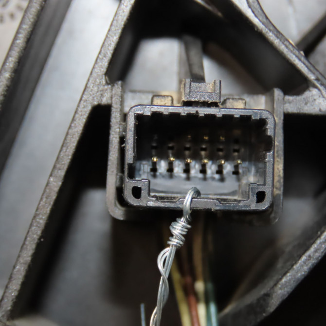 Retroviseur exterieur electrique gauche occasion RENAULT MEGANE III Phase 1 11-2008->01-2012 1.6i 16v 110ch 963020181R 5