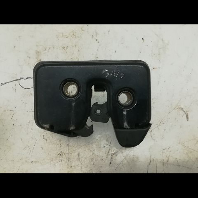 Serrure hayon occasion VOLKSWAGEN POLO III Phase 2 11-1999->12-2001 1.4 6X0827505A 1