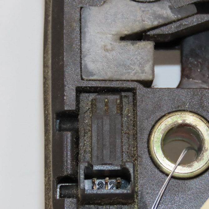 Serrure hayon occasion VOLKSWAGEN POLO III Phase 2 11-1999->12-2001 1.4i 8v 60ch 6X0827505A 3