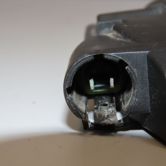 Eclaireur plaque de police occasion RENAULT CLIO II Phase 2 06-2001->07-2006 1.5 DCI 65ch 3