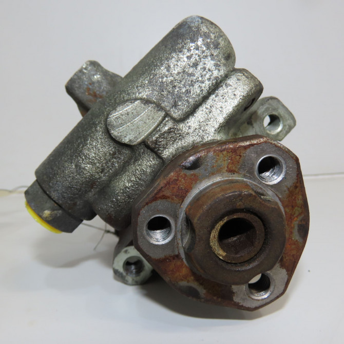 Pompe direction assistee occasion VOLKSWAGEN LUPO Phase 1 10-1998->06-2005 1.7 SDI 6N0145157 1