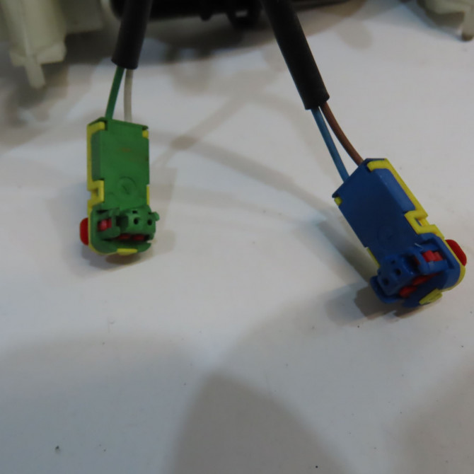 Bloc commodos occasion RENAULT LAGUNA III Phase 2 11-2010->03-2013 2.0 DCI 16v 130ch 255670001R 4