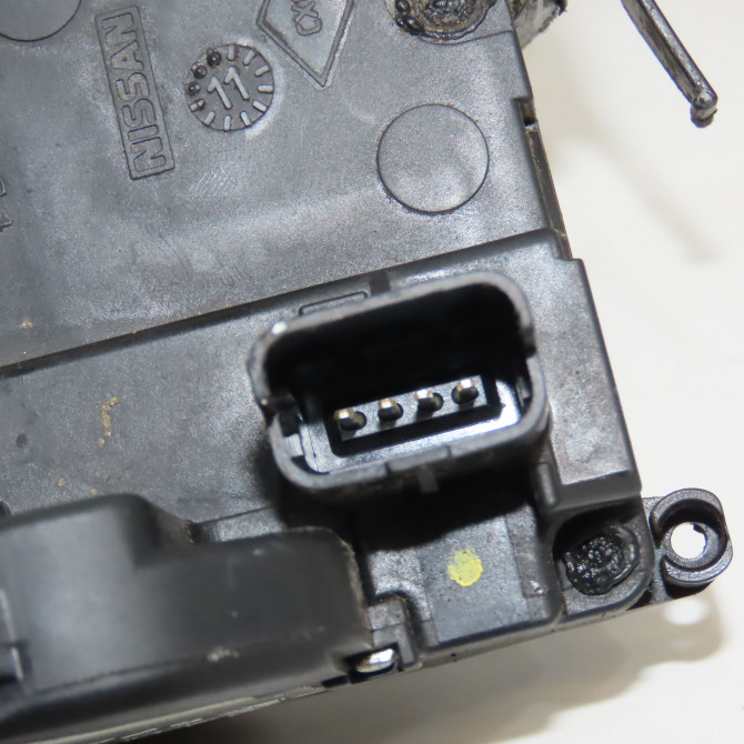 Serrure porte avg occasion RENAULT LAGUNA III Phase 2 11-2010->03-2013 2.0 DCI 16v 130ch 805010004R 3