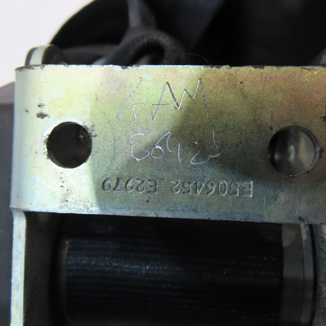 Ceinture arrière droite occasion RENAULT LAGUNA III Phase 2 11-2010->03-2013 2.0 DCI 16v 130ch 888404337R 4