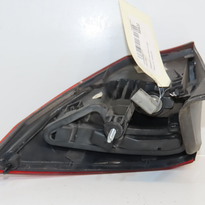Feu arrière gauche occasion RENAULT LAGUNA III Phase 2 11-2010->03-2013 2.0 DCI 16v 130ch 265554712R 2