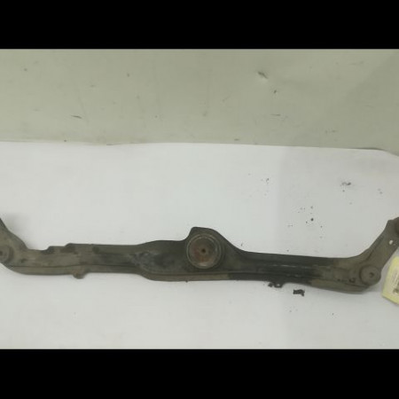 Traverse inférieure armature avant occasion VOLKSWAGEN GOLF III Phase 1 01-1992->12-1997 2.8i 174ch 1H0805551C