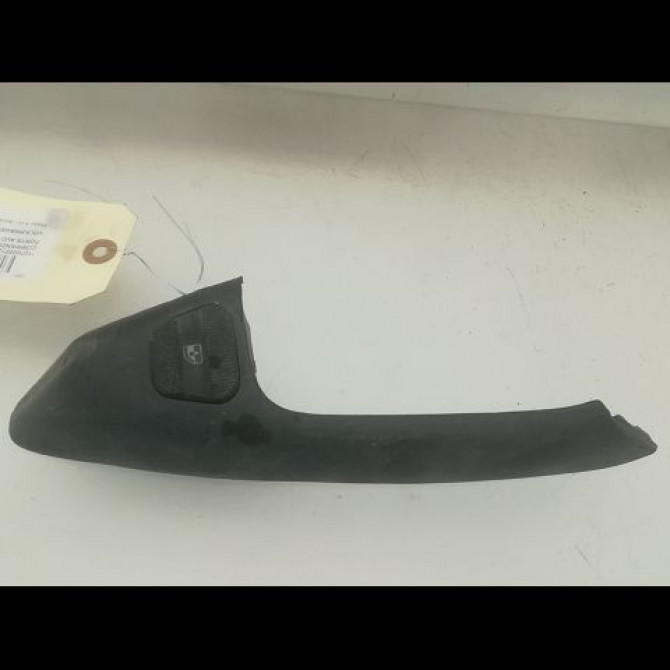 Commande lève-glace porte avant droite occasion VOLKSWAGEN GOLF III Phase 1 01-1992->12-1997 2.8i 174ch 1
