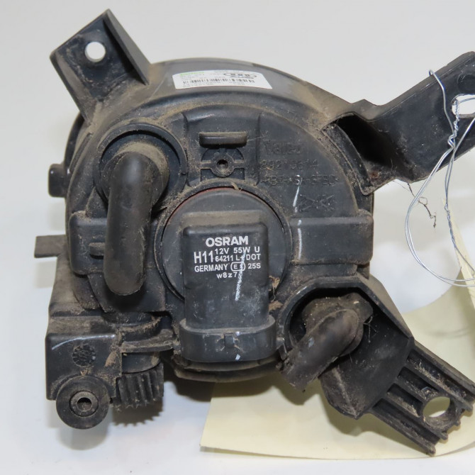 Phare antibrouillard avant droit occasion  8E0941700E 2