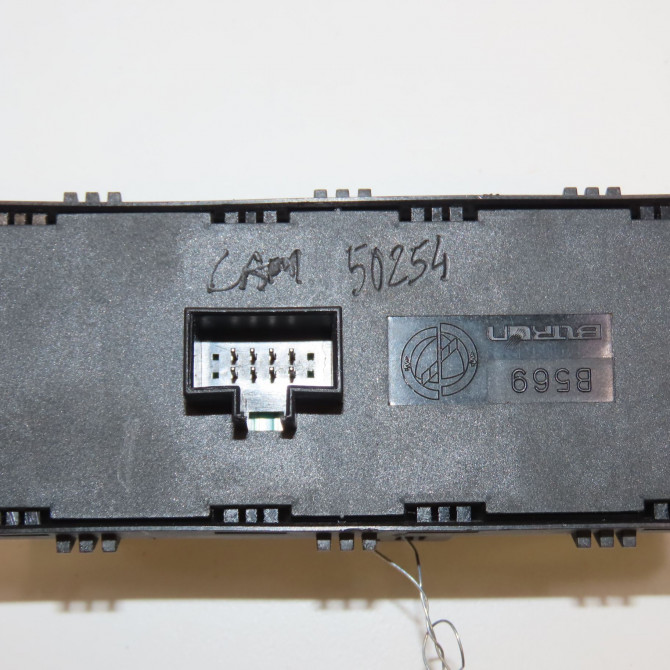 Commande lève-glace porte avant gauche occasion FIAT IDEA Phase 1 04-1995->04-1999 1.3 DT 90ch 7700416998 3