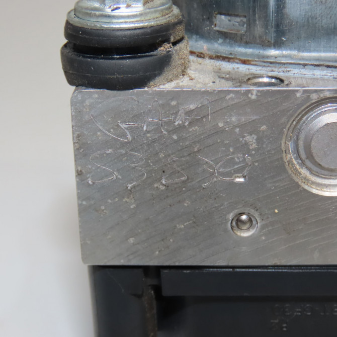 Unité hydraulique ABS occasion RENAULT ZOE Phase 1 10-2012->... ELEC 476601988R 8