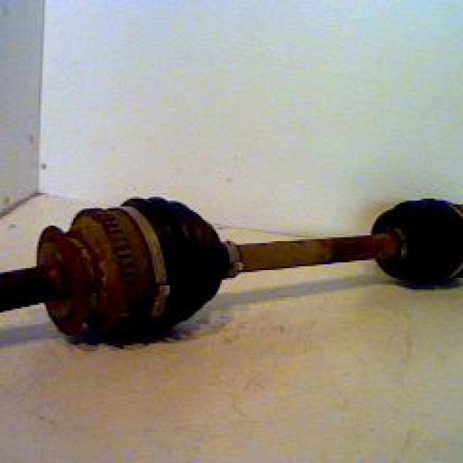 Transmission avant gauche occasion HYUNDAI TRAJET Phase 1 10-2000->04-2007 495003A330 2