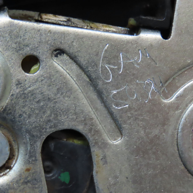 Serrure porte ard occasion CITROEN C3 PICASSO Phase 2 09-2012->... 1.6 HDI 90ch 9138T9 4