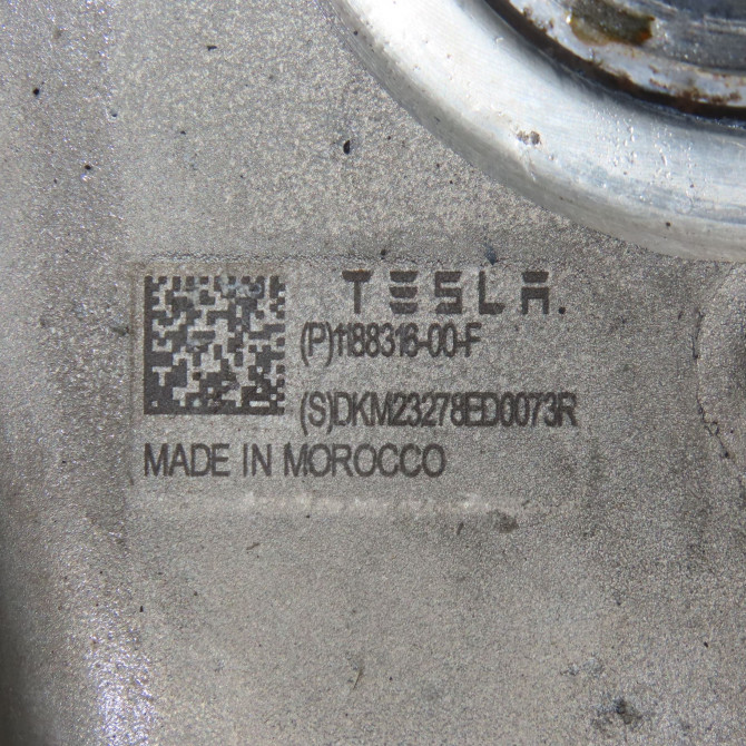 Moyeu avd occasion TESLA 104412400A 4