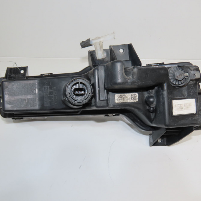 Phare longue portee avant gauche occasion TESLA 2