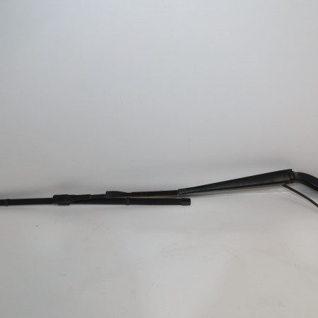 Bras essuie-glace avant droit occasion MERCEDES 9108203200