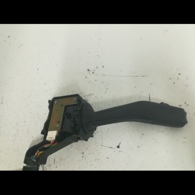 Commande clignotant occasion VOLKSWAGEN GOLF PLUS Phase 1 03-2005->03-2009 1.9 TDI 105ch 3C8941431AXSH 2