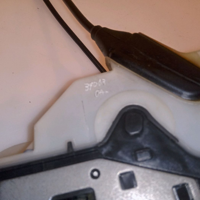 Serrure porte avg occasion PEUGEOT 2008 phase 2 06-2016->... 9812500880 3