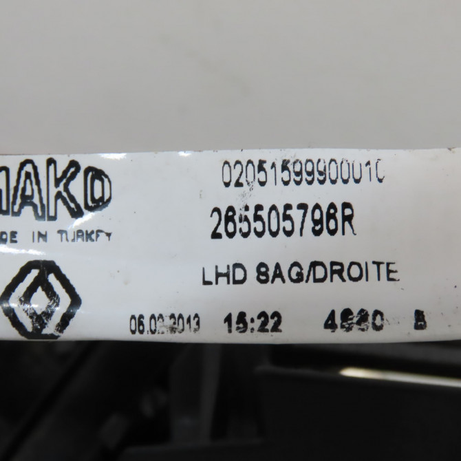 Feu arrière intérieur droit occasion RENAULT CLIO IV Phase 1 07-2012->... 1.5 DCI 75ch 265505796R 4