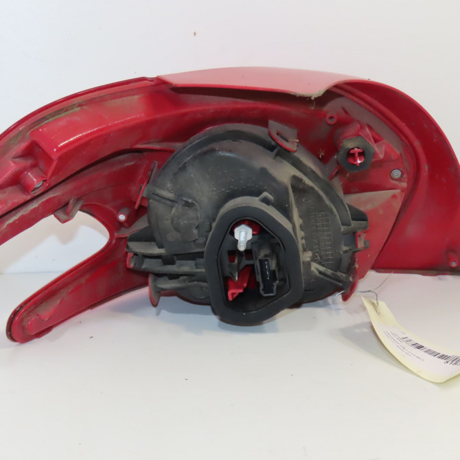 Feu arrière droit occasion PEUGEOT 208 208 Phase 1 2012-03-01->2015-09-30 1.2 VTI 82ch 9672628380 2