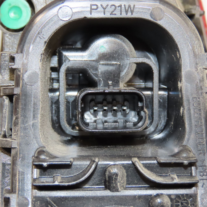 Feu arrière gauche occasion RENAULT CLIO IV Phase 1 07-2012->... 1.5 DCI 75ch 265554091R 3