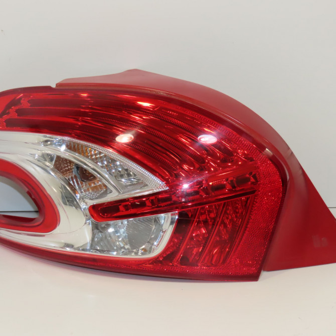 Feu arrière gauche occasion PEUGEOT 208 208 Phase 1 2012-03-01->2015-09-30 9672628280 1