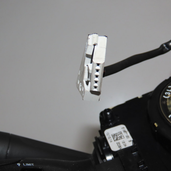 Bloc commodos occasion PEUGEOT 208 208 Phase 1 2012-03-01->2015-09-30 1.2 VTI 82ch 98081767ZD 4