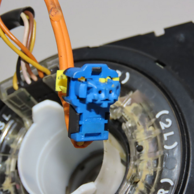 Bloc commodos occasion PEUGEOT 208 208 Phase 1 2012-03-01->2015-09-30 1.2 VTI 82ch 98081767ZD 5