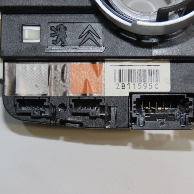 Bloc commodos occasion PEUGEOT 208 208 Phase 1 2012-03-01->2015-09-30 1.2 VTI 82ch 98081767ZD 6