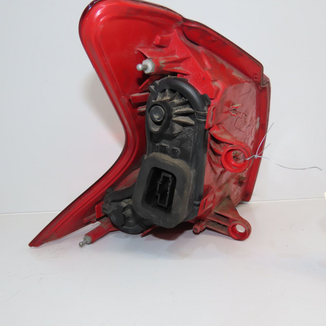 Feu arrière droit occasion PEUGEOT 3008 I Phase 1 04-2009->12-2013 6351HC 2