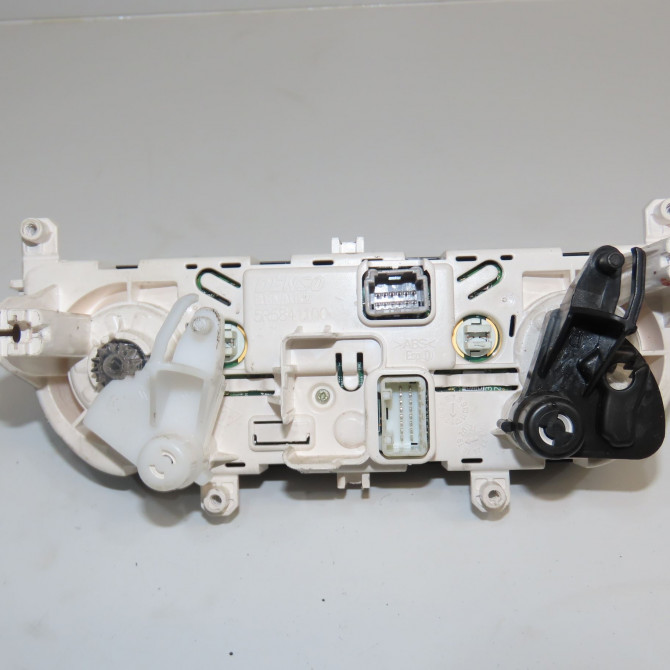 Commande de chauffage occasion RENAULT CLIO IV Phase 1 07-2012->... 1.5 DCI 90ch 275101687R 2