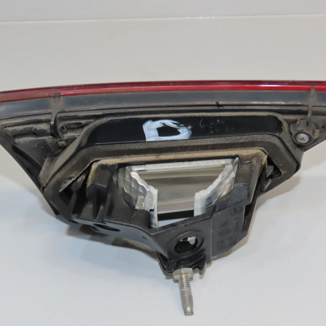 Feu arrière intérieur droit occasion RENAULT CLIO IV Phase 1 07-2012->... 1.5 DCI 90ch 265505796R 2