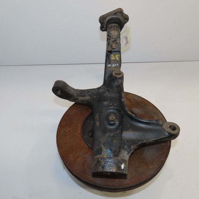 Moyeu avg occasion NISSAN CABSTAR 2