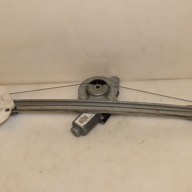 Mecanisme+moteur leve-glace avg occasion DACIA LOGAN I Phase 2 07-2008->12-2012 1.4 MPI 8200901099 2