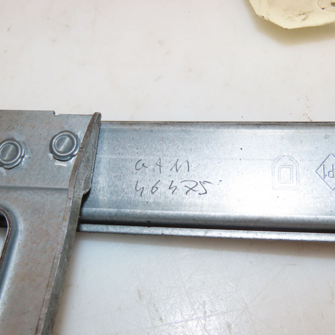 Mecanisme leve-glace arrière gauche occasion DACIA LOGAN I Phase 2 07-2008->12-2012 1.4 MPI 8200783890 3