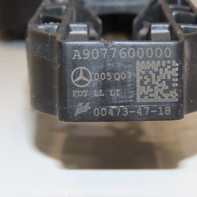 Serrure porte avg occasion MERCEDES SPRINTER II 9077200000 6