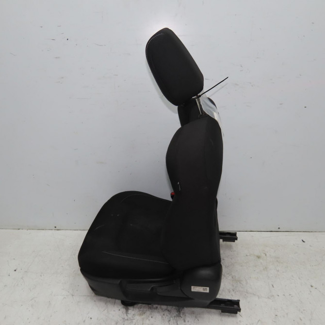 Siège avant gauche occasion ISUZU 146 Phase 1 04-1995->04-1999 1.9 D 163ch 4