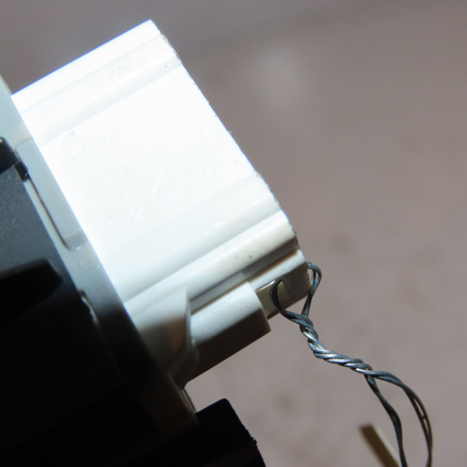 Commande leve-glace porte arrière gauche occasion RENAULT ESPACE IV Phase 3 06-2012->... 2.0 DCI 16v 150ch 8200315029 2