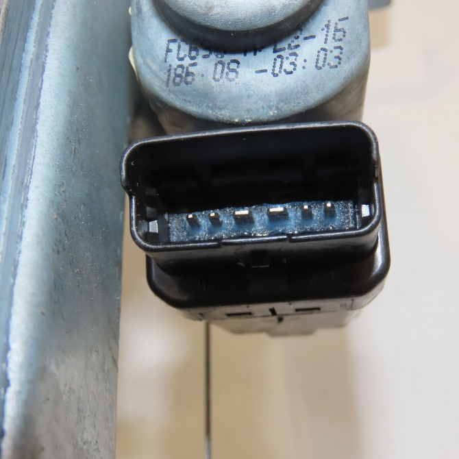 Mecanisme+moteur leve-glace avg occasion RENAULT SCENIC II Phase 2 09-2006->04-2009 1.5 DCI 105ch 8201010937 3