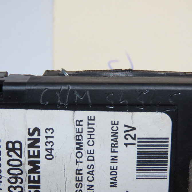 Lecteur de carte occasion RENAULT SCENIC II Phase 1 03-2004->09-2006 1.6i 16v 5