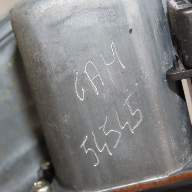 Mecanisme + moteur lève-glace avant droit occasion RENAULT SCENIC II Phase 1 03-2004->09-2006 1.6i 16v 8201010936 4