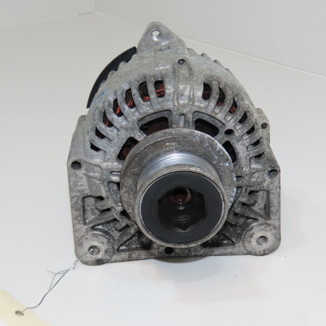 Alternateur occasion RENAULT SCENIC II Phase 1 03-2004->09-2006 1.6i 16v 8200660029 2