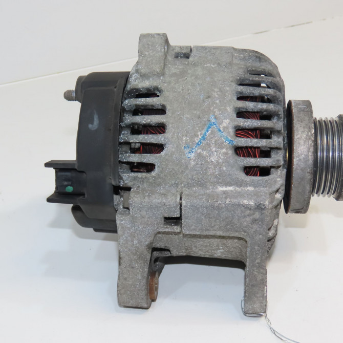 Alternateur occasion RENAULT SCENIC II Phase 1 03-2004->09-2006 1.6i 16v 8200660029 3